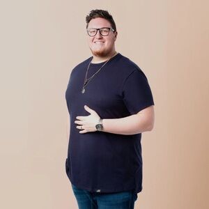 ONEBONE - Men’s Size 2 - Split Helm Hi-Lo Cotton T-Shirt - Navy Blue